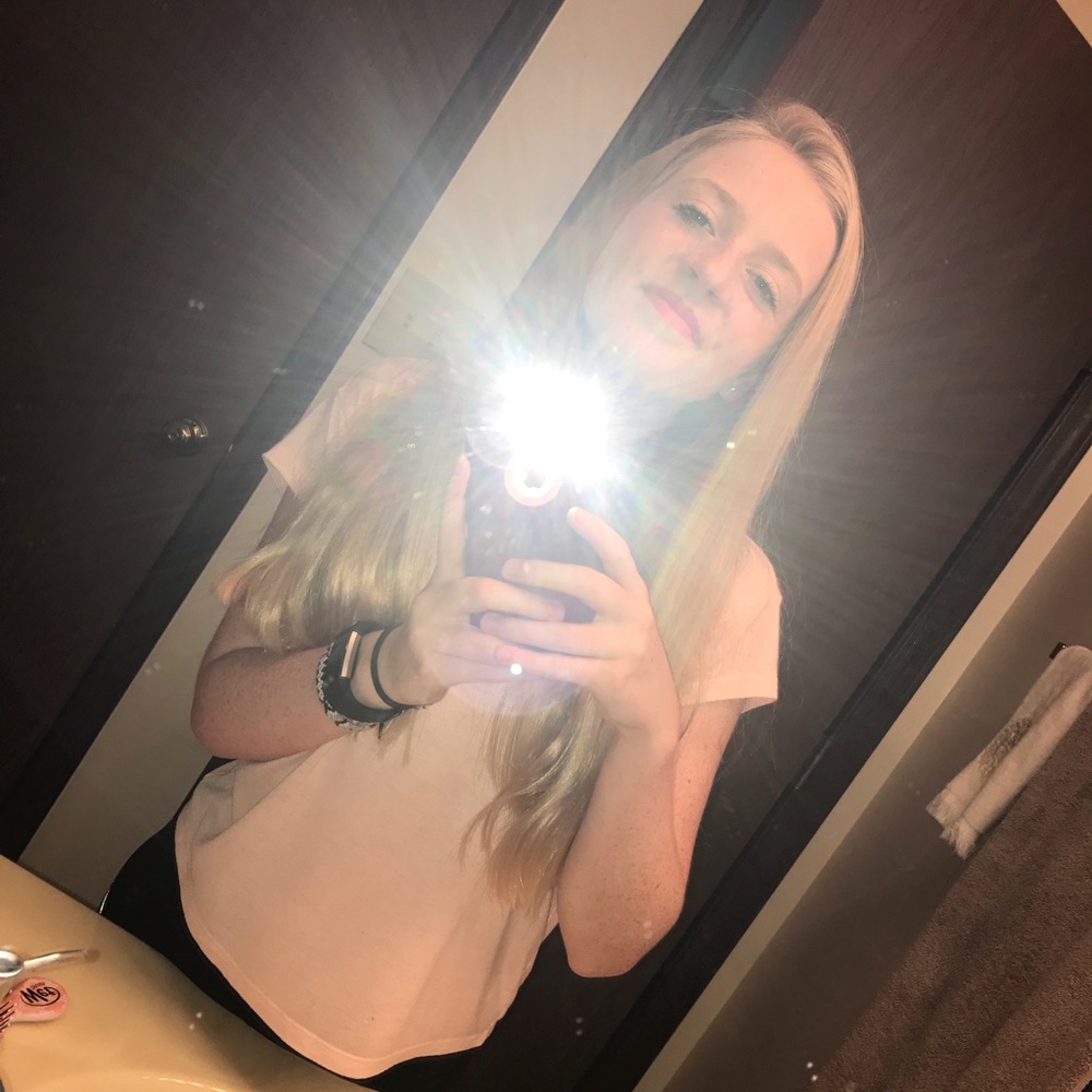 Meet your Posher, Emily